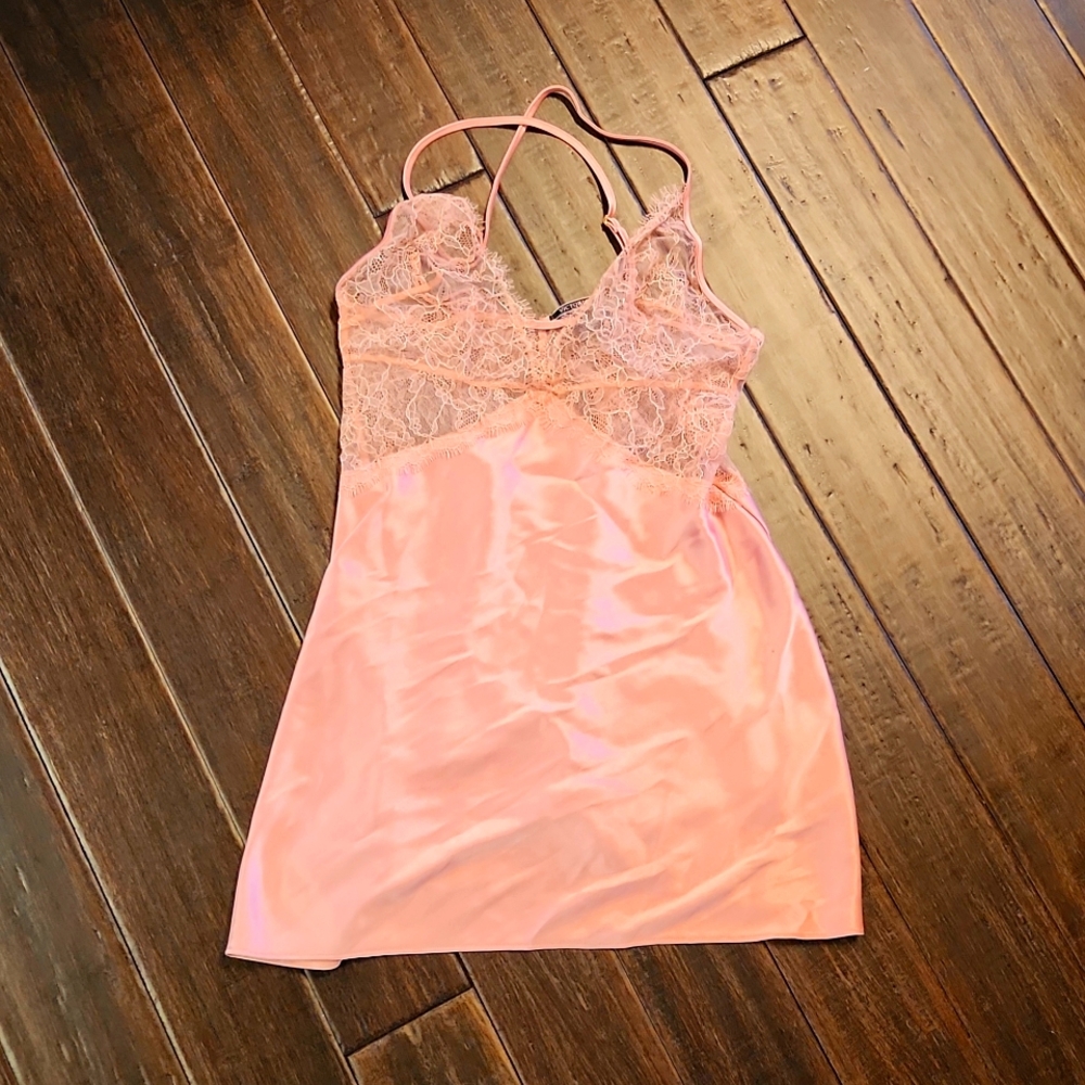 Victoria's Secret chemise
